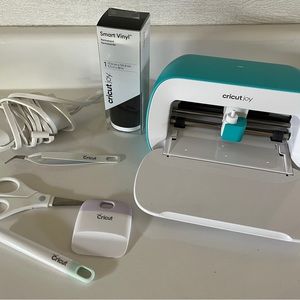 Cricut Joy vinyl cutter